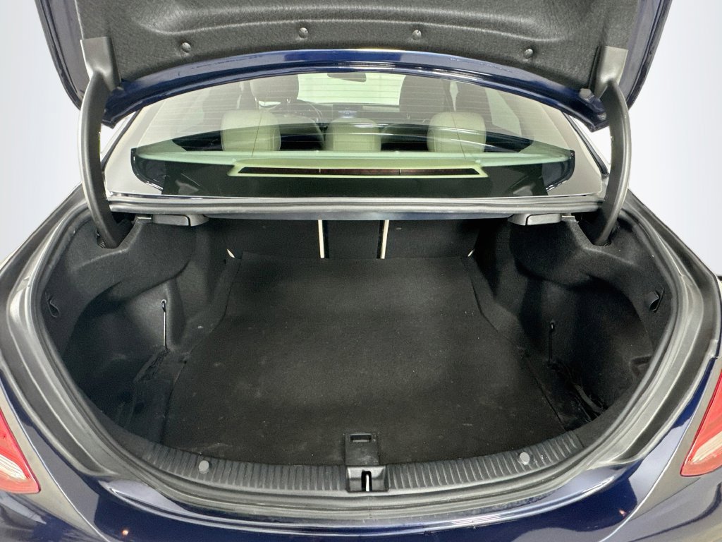 Used 2016 Mercedes-Benz C 300 Sedan image 29