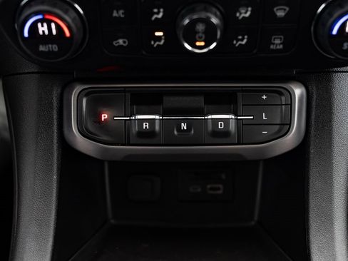 Used 2021 GMC Acadia AT4 image 17