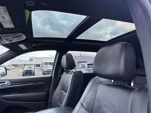 Used 2018 Jeep Grand Cherokee Overland image 21