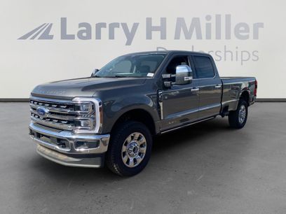 New 2025 Ford F350 Lariat w/ Lariat Ultimate Package