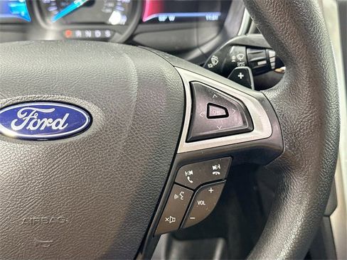 Used 2019 Ford Fusion SE image 22