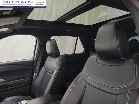 Used 2020 Ford Explorer ST w/ ST Street Pack AWD/4WD image 9