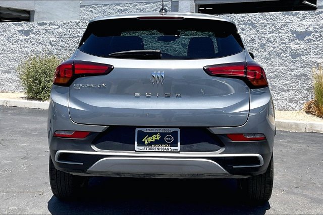 Used 2025 Buick Encore GX Preferred AWD/4WD image 3