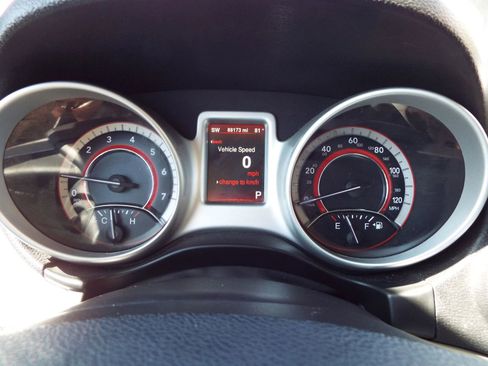 Used 2016 Dodge Journey R/T w/ Driver Convenience Group image 12