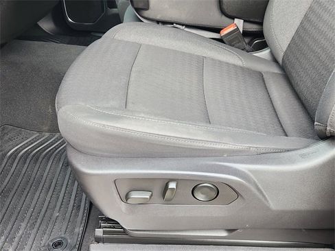 Used 2024 Chevrolet Silverado 1500 LT image 23
