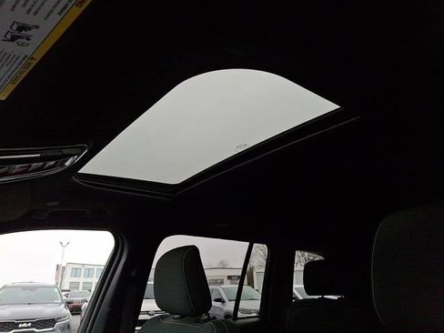 Certified 2024 Jeep Grand Cherokee Laredo X w/ Luxury Tech Group I image 18