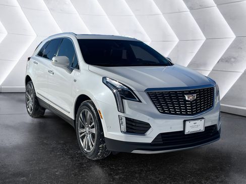 Used 2021 Cadillac XT5 Premium Luxury image 8
