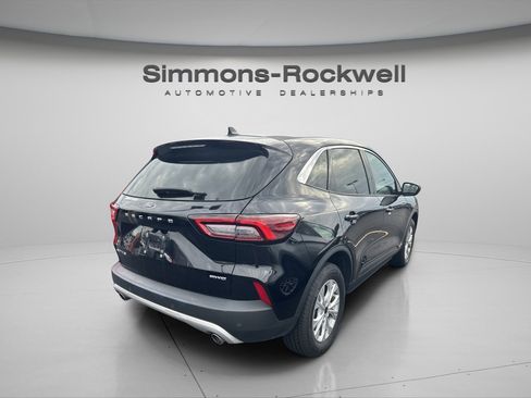 Used 2024 Ford Escape Active w/ Tech Pack #1 image 7