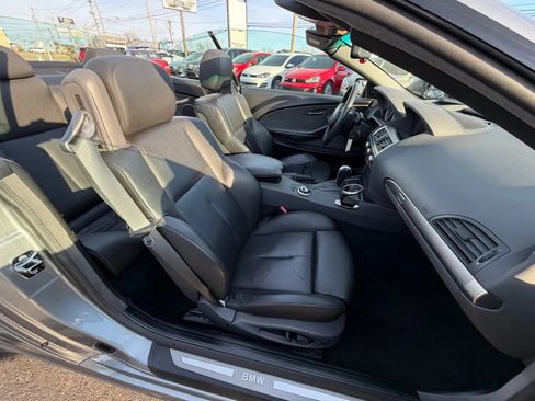 Used 2005 BMW 645Ci Convertible image 18