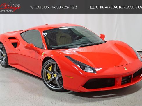Used 2018 Ferrari 488 GTB image 1