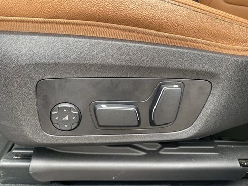 Used 2024 BMW X3 M40i w/ Premium Package image 12