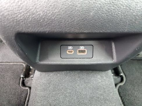 Used 2024 Nissan Altima 2.5 SV FWD image 12