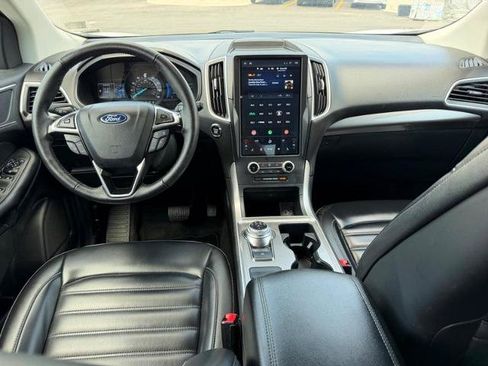 Certified 2024 Ford Edge SEL AWD/4WD image 10