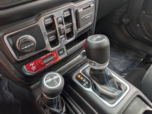 Used 2022 Jeep Wrangler Unlimited Rubicon 4xe w/ Cold Weather Group image 29