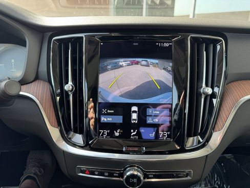 Used 2022 Volvo S60 T8 R-Design Expression w/ Premium Package image 19