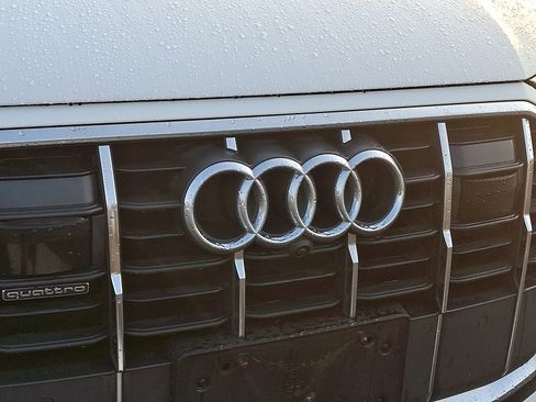 Used 2023 Audi Q7 2.0T Premium w/ Convenience Package AWD/4WD image 8