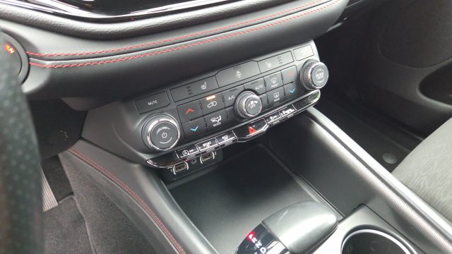 Certified 2025 Dodge Durango GT AWD/4WD image 16