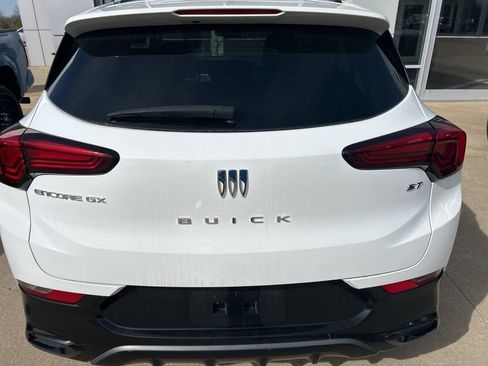 Used 2024 Buick Encore GX Sport Touring w/ Comfort Package image 14