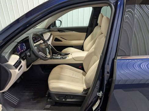 Used 2023 INFINITI QX60 Luxe w/ Cargo Package AWD/4WD image 16