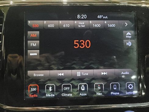 Used 2019 Jeep Grand Cherokee Laredo w/ 18" Wheel & 8.4" Radio Group image 25