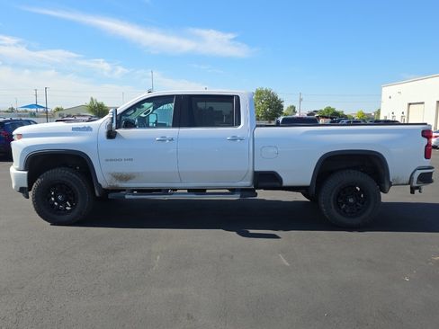 Used 2022 Chevrolet Silverado 3500 High Country w/ Z71 Off-Road Package AWD/4WD image 4