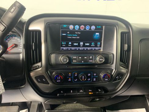 Used 2018 Chevrolet Silverado 1500 LT w/ All Star Edition AWD/4WD image 23