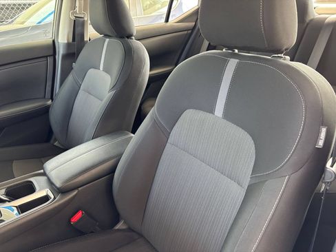 Used 2025 Nissan Sentra SV FWD image 36