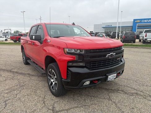 Used 2019 Chevrolet Silverado 1500 LT Trail Boss AWD/4WD image 1