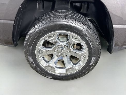 Used 2019 RAM 1500 Big Horn AWD/4WD image 34