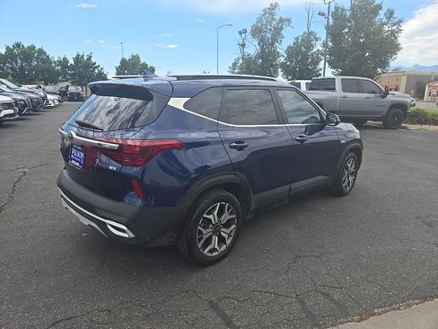 Used 2021 Kia Seltos EX AWD/4WD image 5