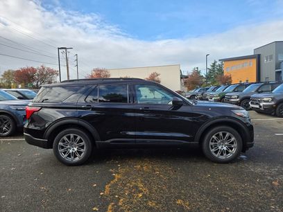 New 2026 Ford Explorer Active w/ Active Comfort Package