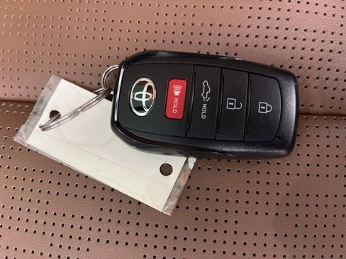 Used 2025 Toyota Tundra 1794 Edition image 18