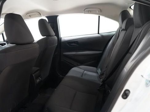 Used 2025 Toyota Corolla LE image 32