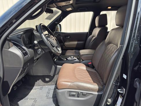 Used 2022 Nissan Armada Platinum RWD image 16