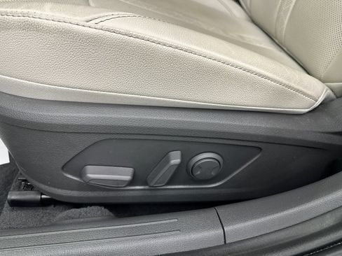 Used 2025 Hyundai Sonata Limited FWD image 10