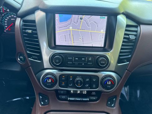Used 2015 Chevrolet Tahoe LTZ AWD/4WD image 18