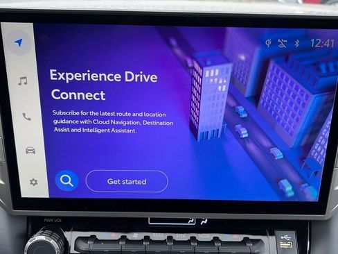 New 2026 Toyota Sequoia Platinum AWD/4WD image 32