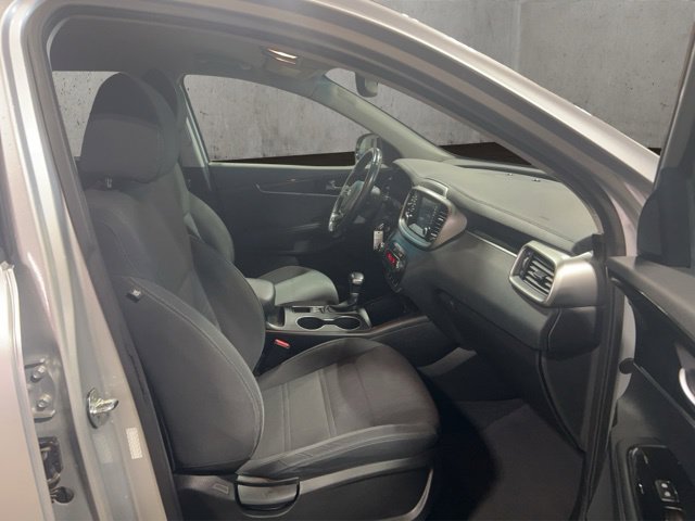 Used 2019 Kia Sorento S AWD/4WD image 22