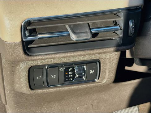 Used 2020 Lincoln Corsair FWD w/ Equipment Group 101A image 10