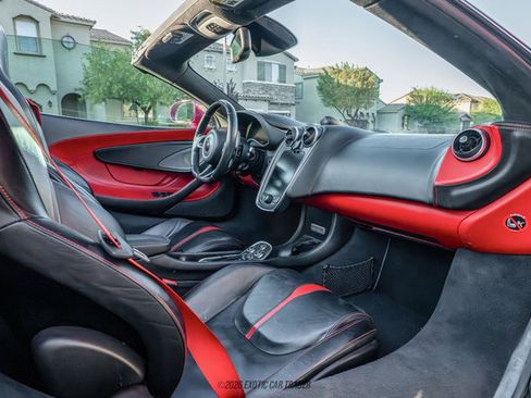 Used 2018 McLaren 570S Spider RWD image 35