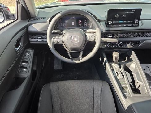 Used 2025 Honda Accord SE image 13