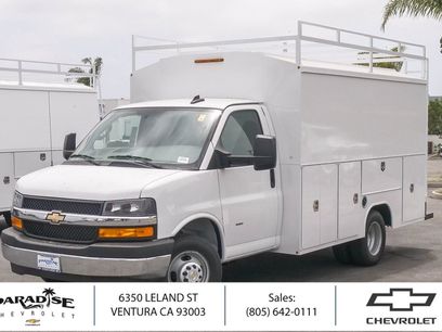 New 2025 Chevrolet Express 3500 w/ Power Convenience Package