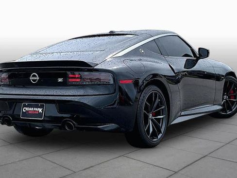 Certified 2025 Nissan Z Performance w/ Floor Mat Package RWD image 13