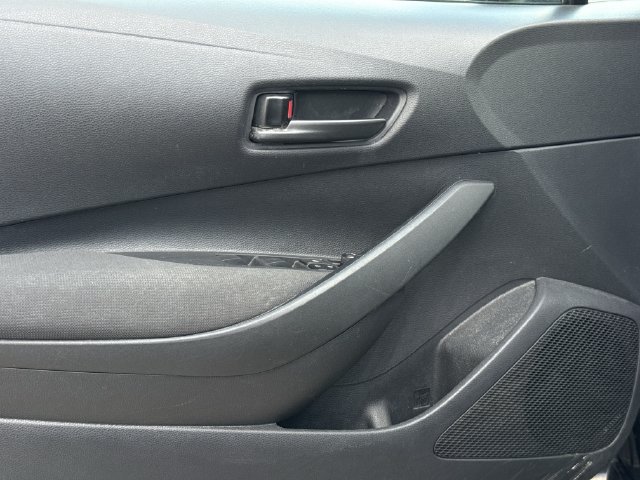 Used 2025 Toyota Corolla LE FWD image 25