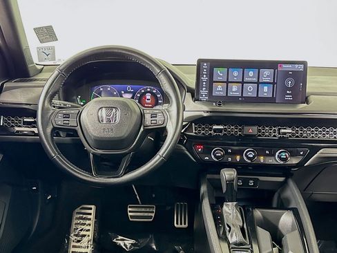 Used 2024 Honda Accord Sport image 12