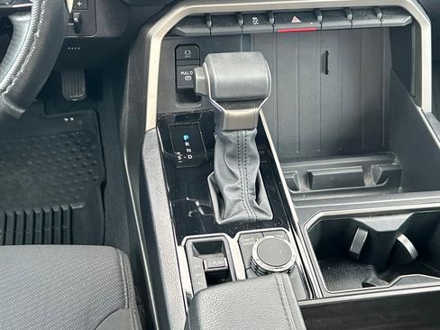 Used 2023 Toyota Tundra SR5 w/ SR5 Convenience Package AWD/4WD image 22