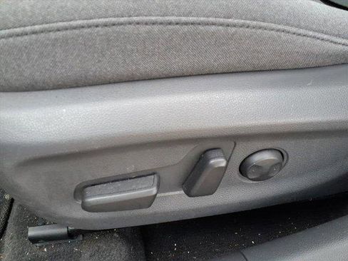 Used 2020 Hyundai Ioniq SE image 18