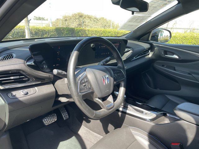 Used 2024 Buick Envista Sport Touring w/ Convenience I Package FWD image 10