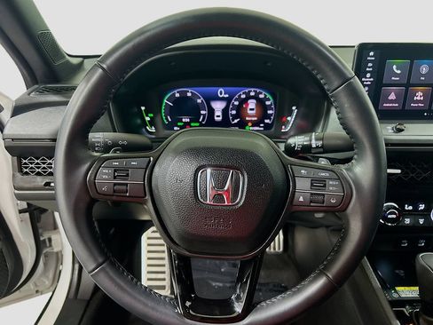 Used 2025 Honda Accord Sport image 8