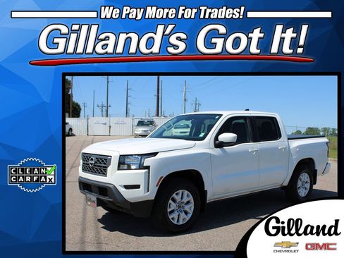 Used 2022 Nissan Frontier SV AWD/4WD image 1